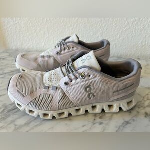 On Cloud 5 Running Shoes